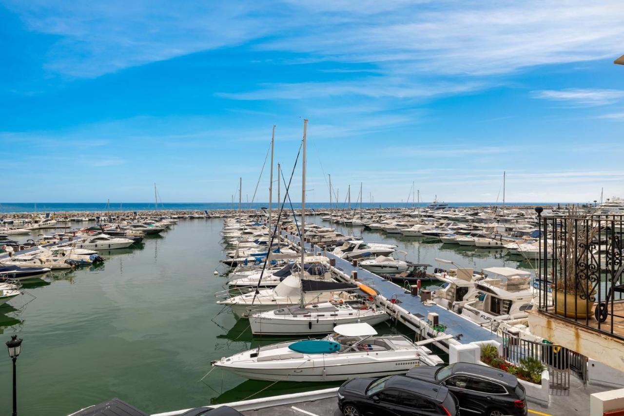 Apartament Luxurious Frontline Penthouse In Puerto Banus Marbella Zewnętrze zdjęcie